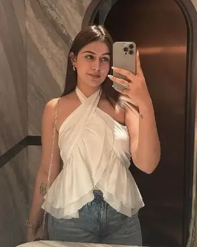 Call Girl Jalesar